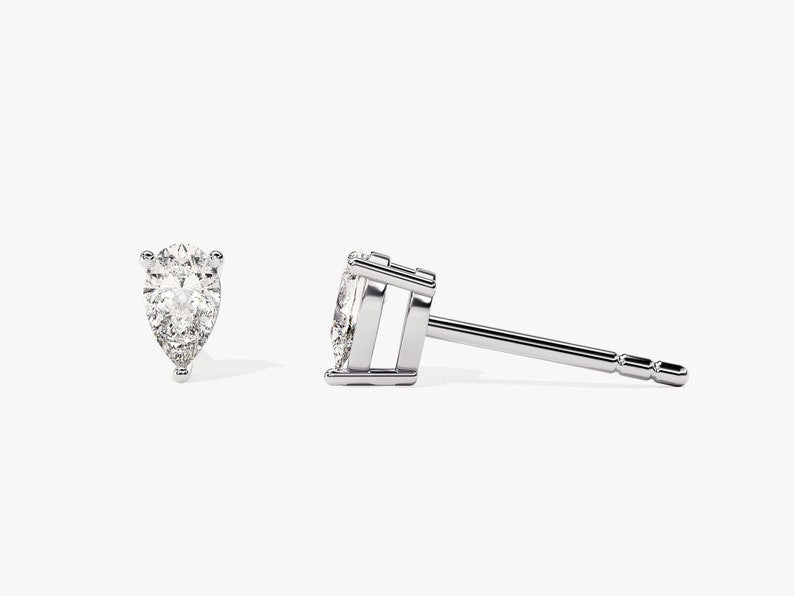 1.0 TCW Pear Cut Moissanite Stud Earrings in Gold 4