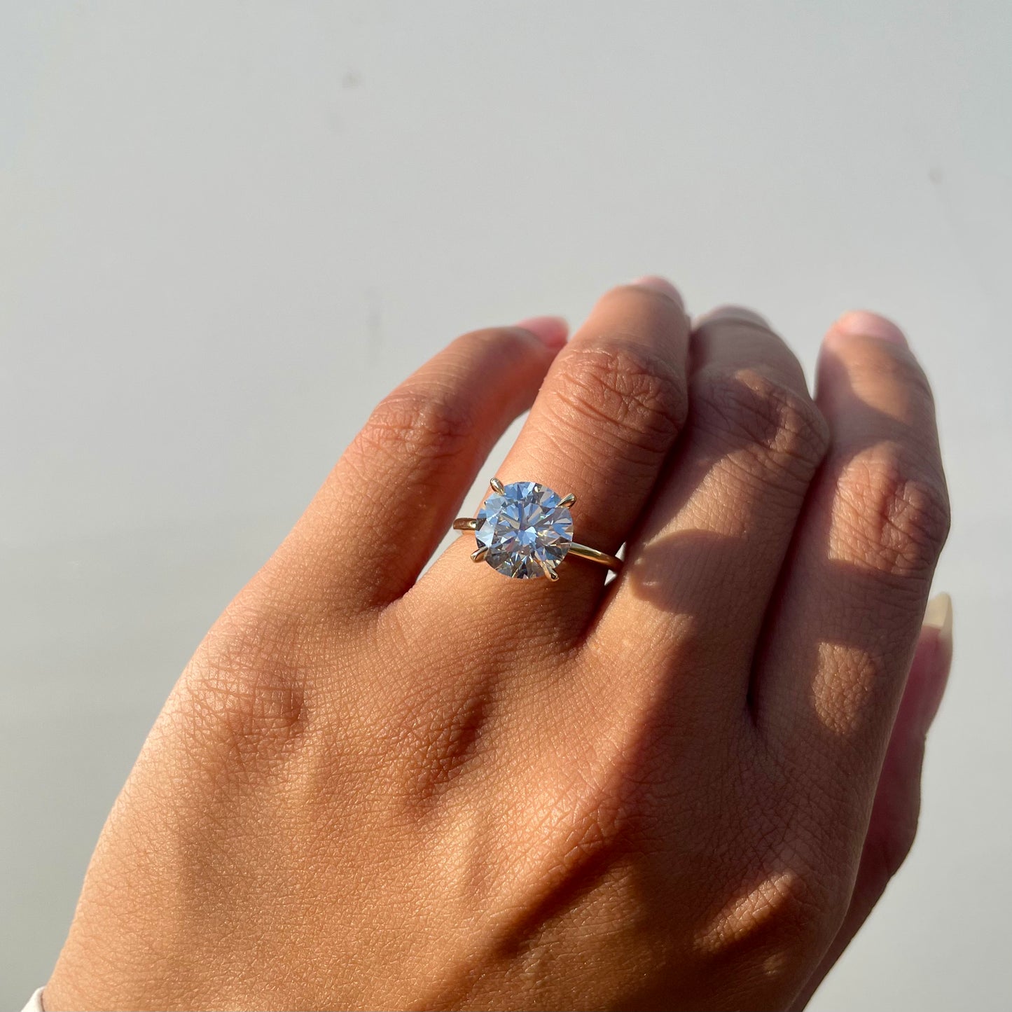 Stunning 4.10 CT Round Moissanite Engagement Ring with Solitaire Design 2