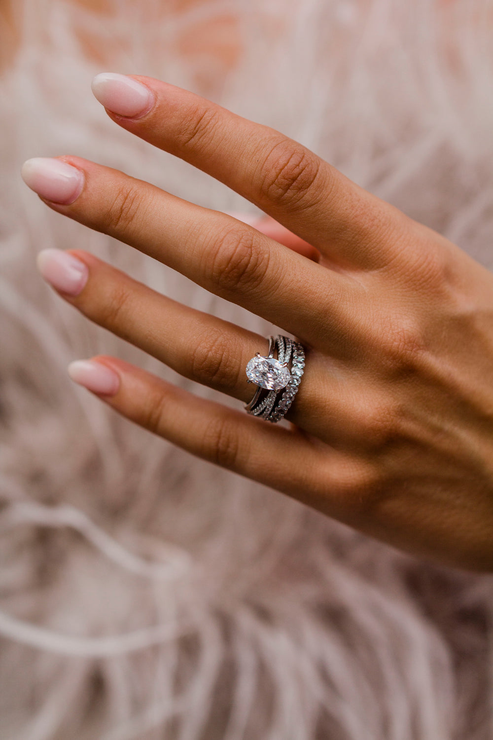 Oval Cut Cubic Zirconia in 925 Sterling Silver Ring 3