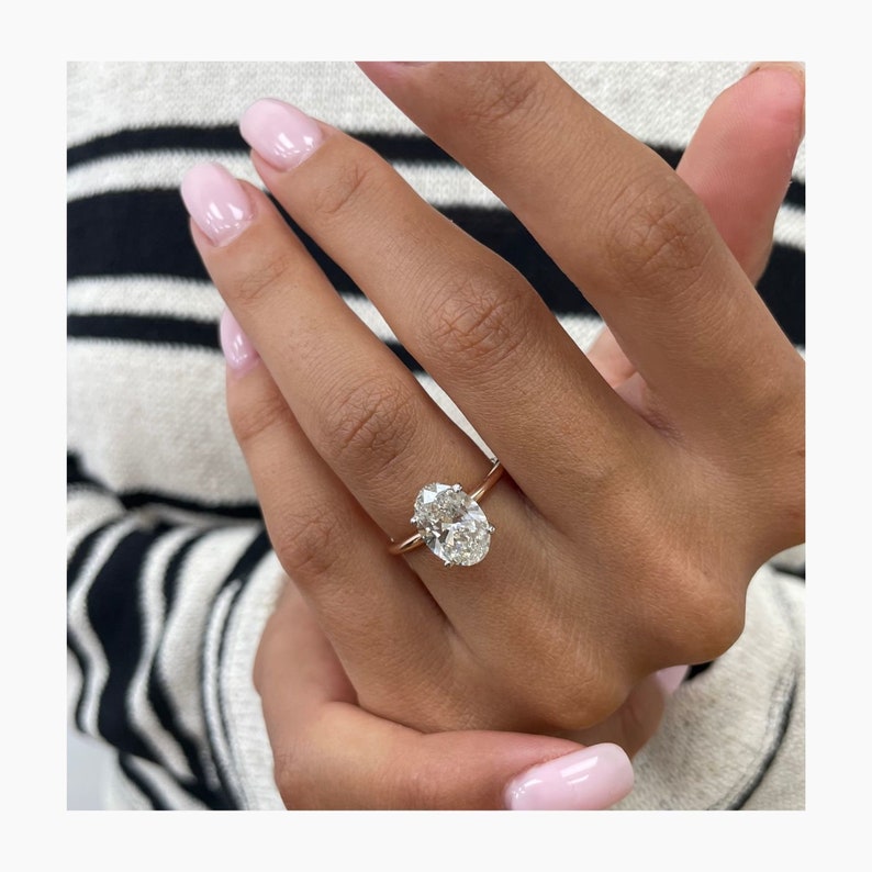 Stunning 2.5 CT Oval Moissanite Engagement Ring in Hidden Halo Design 7