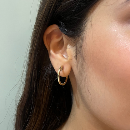 0.55 TCW Round Cut Moissanite Hoops Earrings in Gold 9