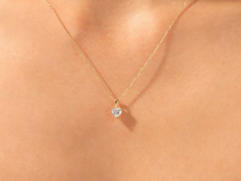 1.0 CT Heart Moissanite Diamond Solitaire Pendant Necklace in Solid Gold 6