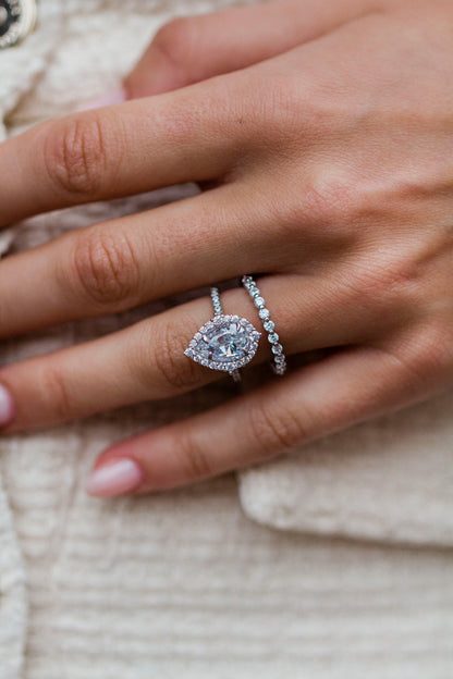 Pear Cut Halo Style Cubic Zirconia in 925 Sterling Silver Ring 5