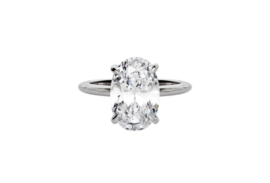 Round Cut Solitaire Style Cubic Zirconia in 925 Sterling Silver Ring 2