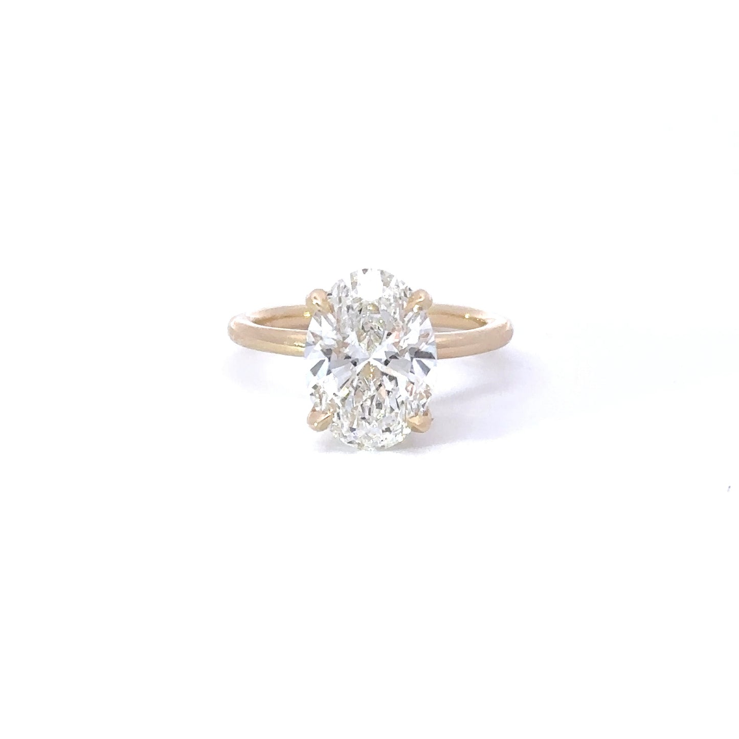 Stunning 2.0 CT Oval Cut Moissanite Engagement Ring with Solitaire Design 9