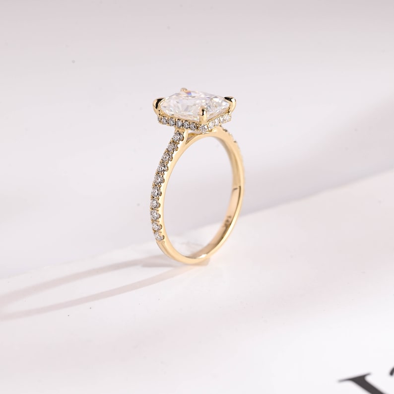 Stunning 1.0 - 2.0 CT Radiant Moissanite Engagement Ring with Pave & Hidden Halo Design 5