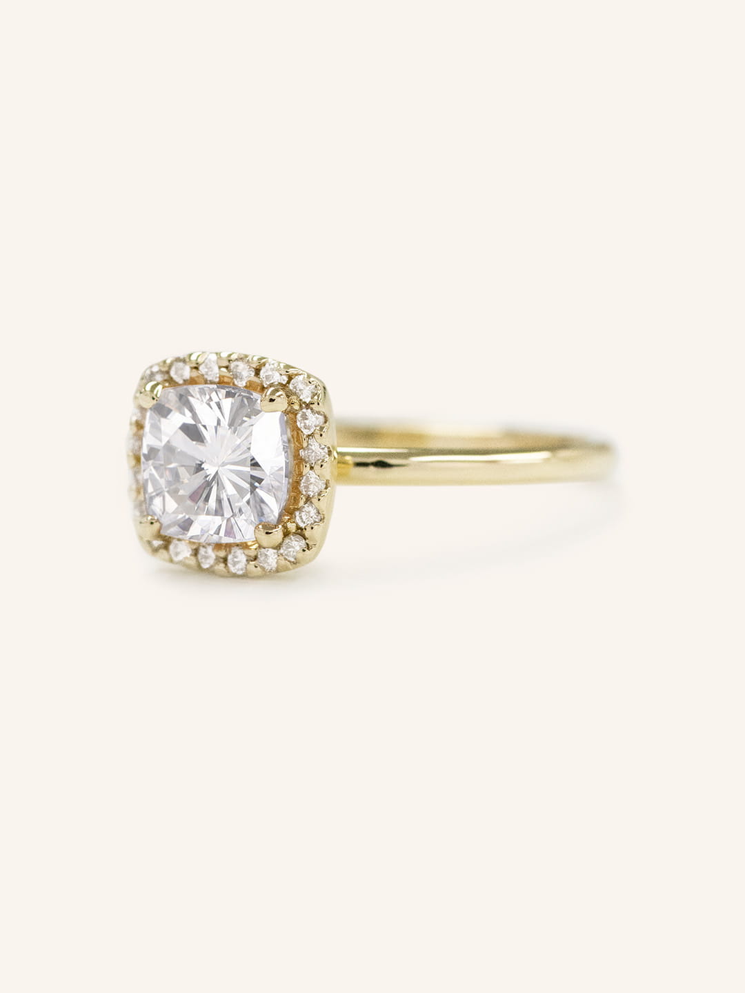 Stunning 1 CT Cushion Moissanite Engagement Ring With Halo Design 2