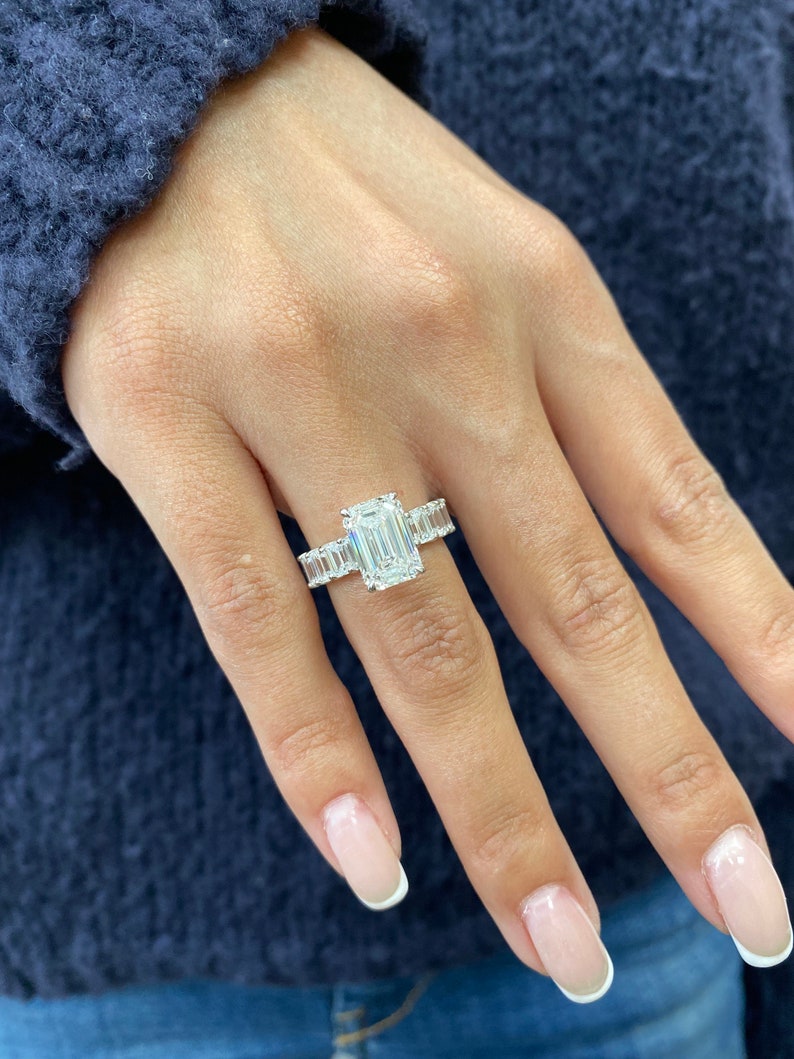 Stunning 2.0 CT Emerald Cut Moissanite Engagement Ring with Pave Design 3