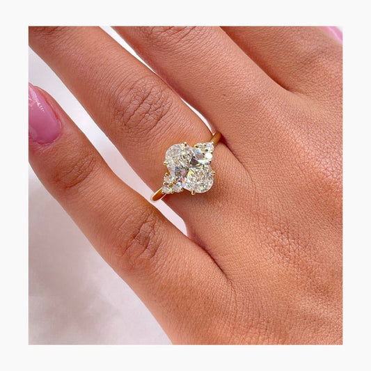 Stunning 2.5 CT Oval Moissanite Engagement Ring in a Cluster Design 1