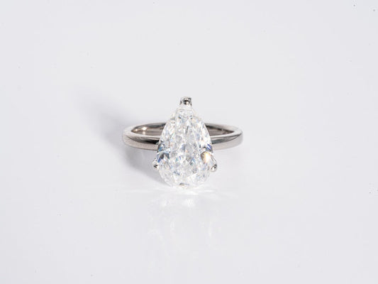 Stunning 3.0 CT Pear Cut Moissanite Engagement Ring with Solitaire Design 1