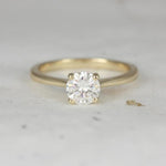 Stunning 1 CT Round Moissanite Engagement Ring With Solitaire Design 1