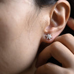 0.50 TCW Round & Pear Cut Moissanite Floral Stud Earrings in Gold 4