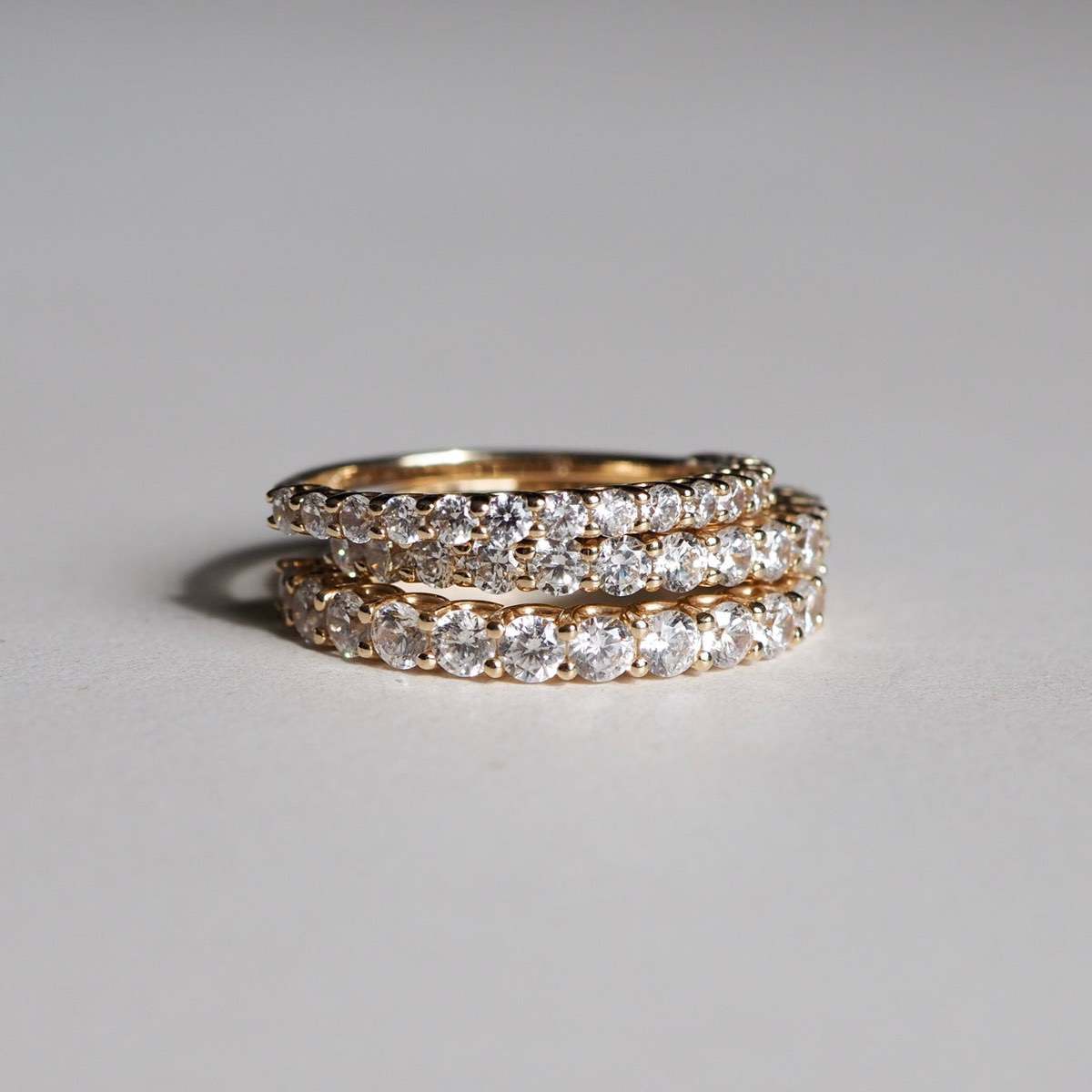 Stunning 0.5 TCW Round Moissanite Stones Half Eternity Wedding Band 1
