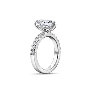 Stunning 3.0 CT Pear Moissanite Engagement Ring in Pave Design