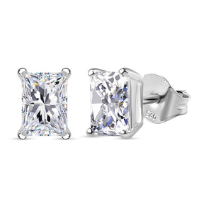 Round Cut Cubic Zirconia in 925 Sterling Silver Earrings