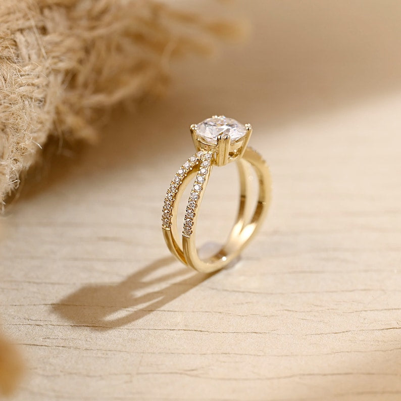 Stunning 2.0 CT Round Moissanite Engagement Ring with Split Shank & Pave Design 4