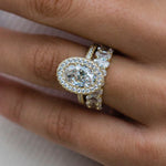 Oval Cut Halo Style Cubic Zirconia in 925 Sterling Silver Ring 8