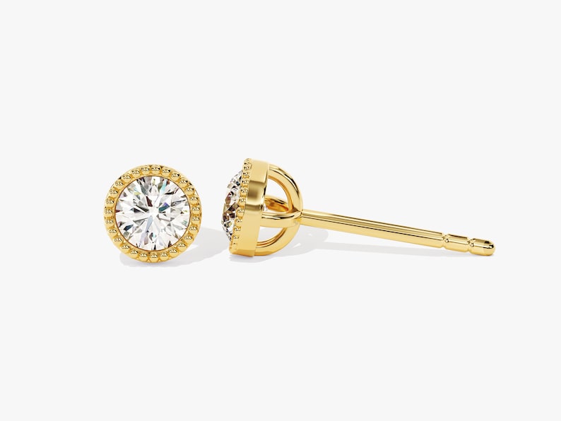 0.50 TCW Round Cut Moissanite Stud Earrings in Gold 1