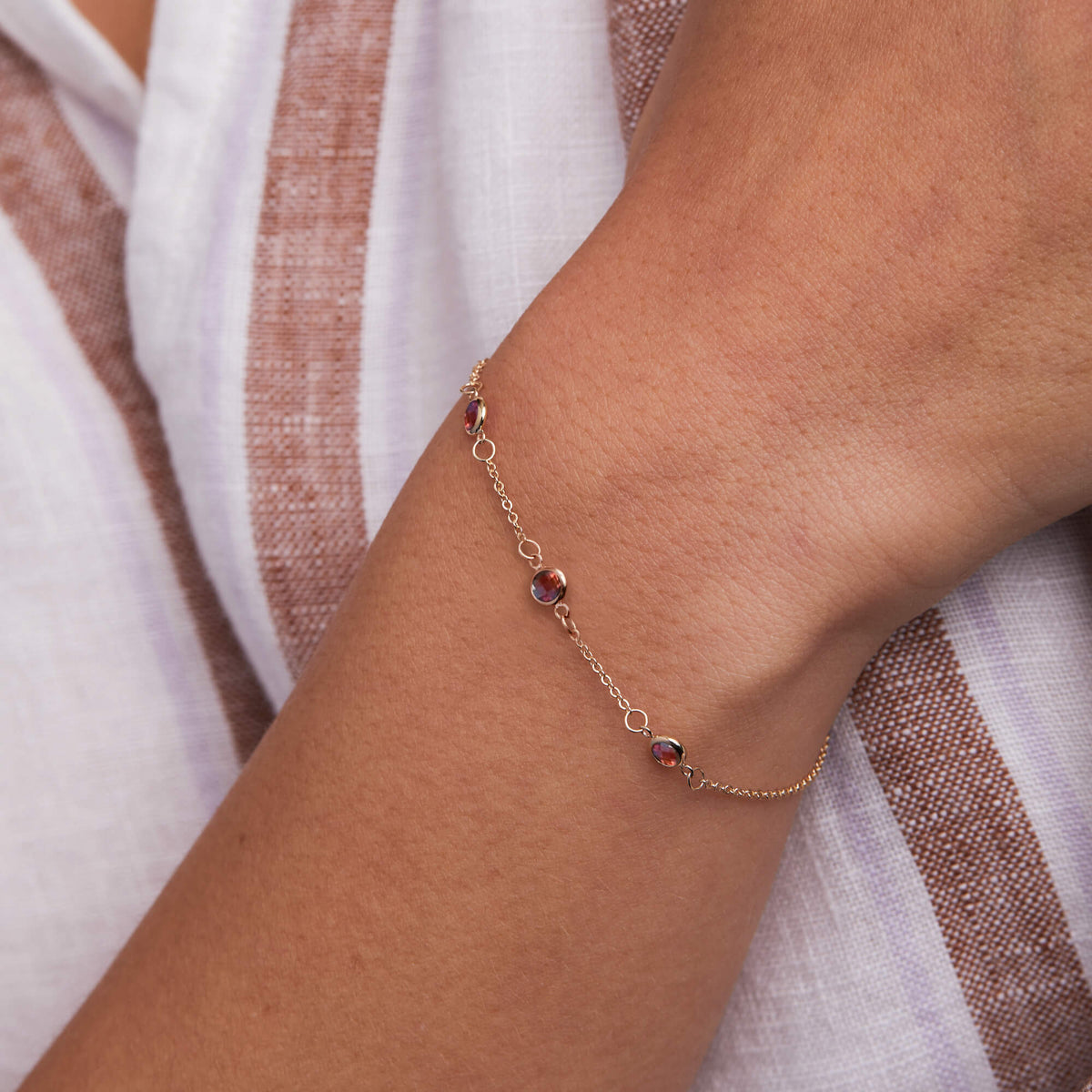 0.75 TCW Round Garnet Lab Made Diamond-January Birthstone Bracelet 3