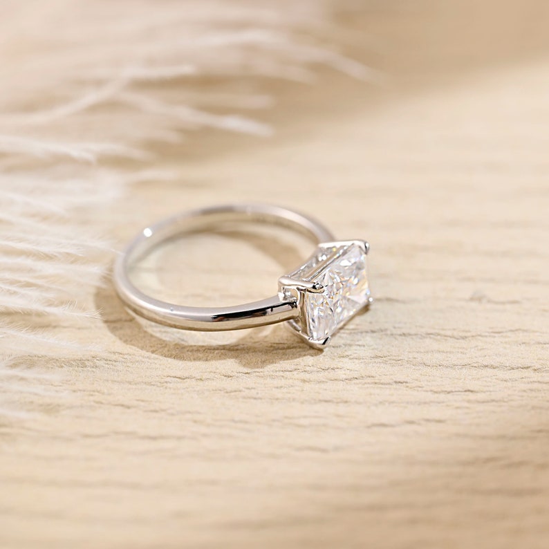 Stunning 3.0 CT Radiant Moissanite Engagement Ring with Solitaire Design 5