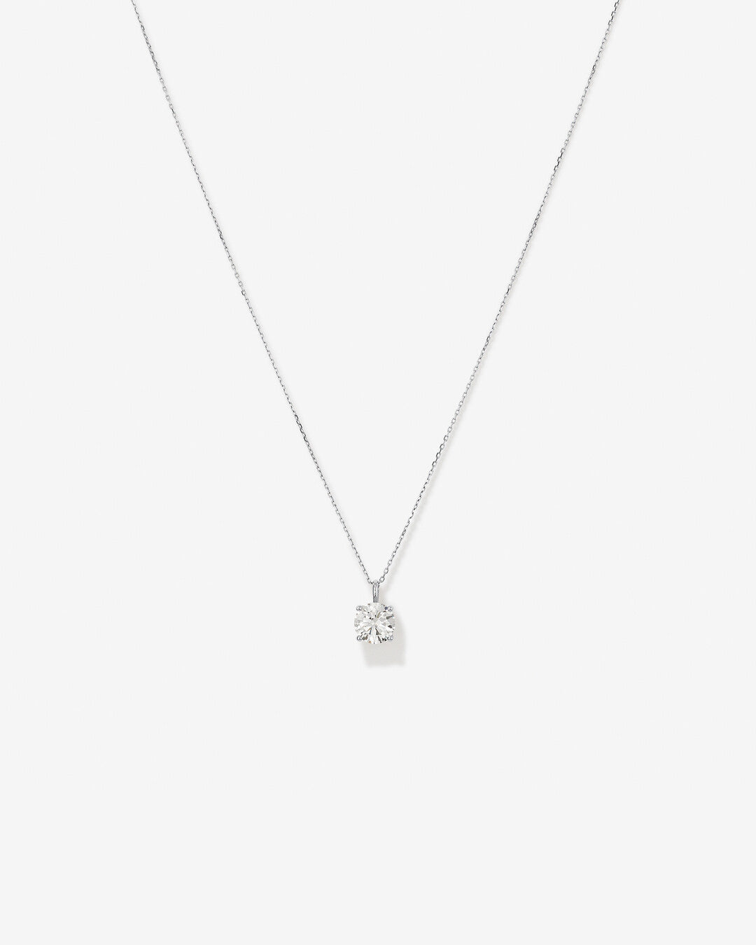 Round Cut Cubic Zirconia in 925 Sterling Silver Necklace 1