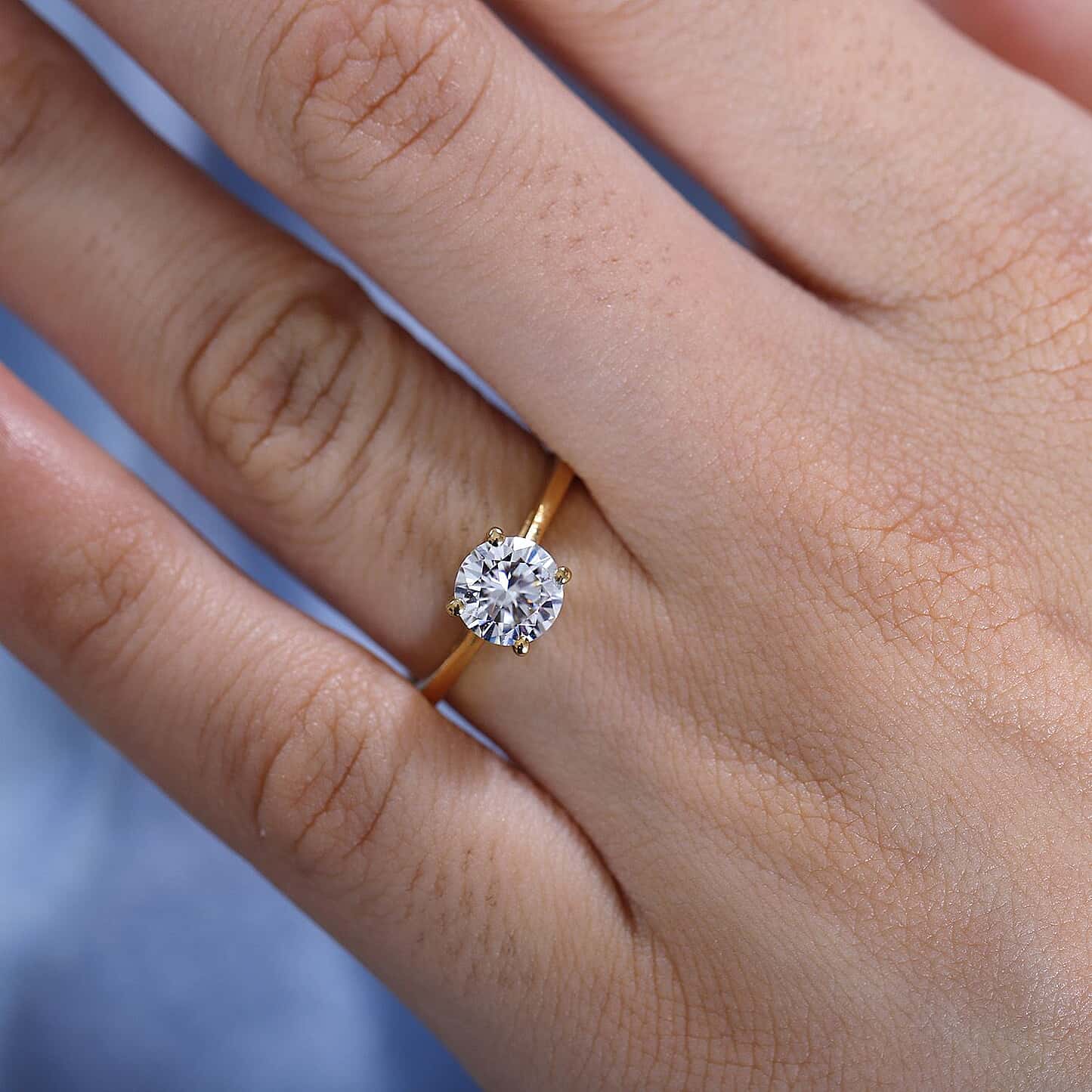 Round Cut Solitaire Style Cubic Zirconia in 925 Sterling Silver Jewelry 3