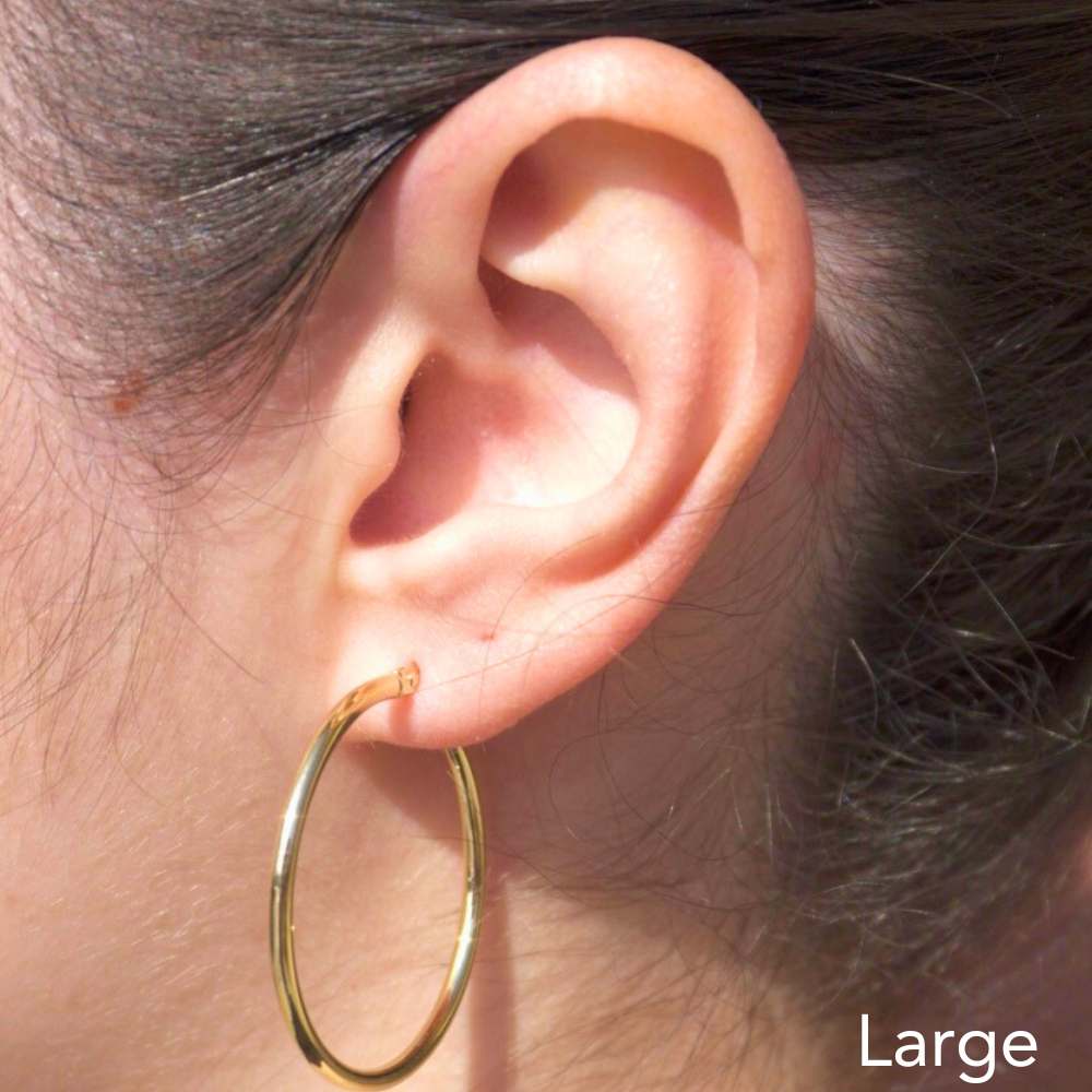 Classic Polished Hoop Earrings in Gold 8