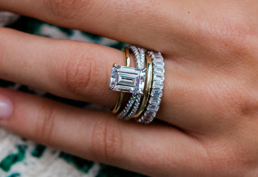 Emerald Cut Solitaire Style Cubic Zirconia in 925 Sterling Silver Ring 2