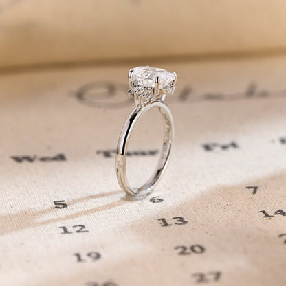 Stunning 2.0 CT Oval Moissanite Engagement Ring with Cluster Design 8