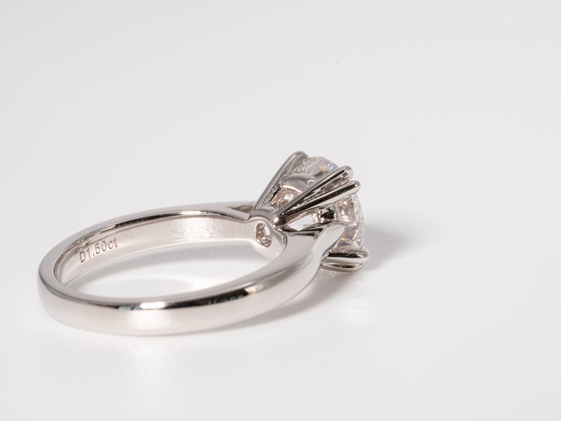 Stunning 2.0 CT Round Moissanite Solitaire Engagement Ring 3