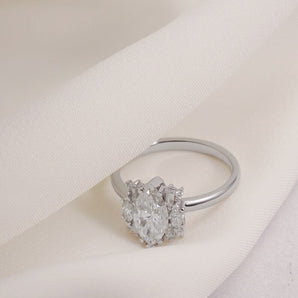 Stunning 1.0 - 2.0 CT Marquise Moissanite Engagement Ring with Cluster Design