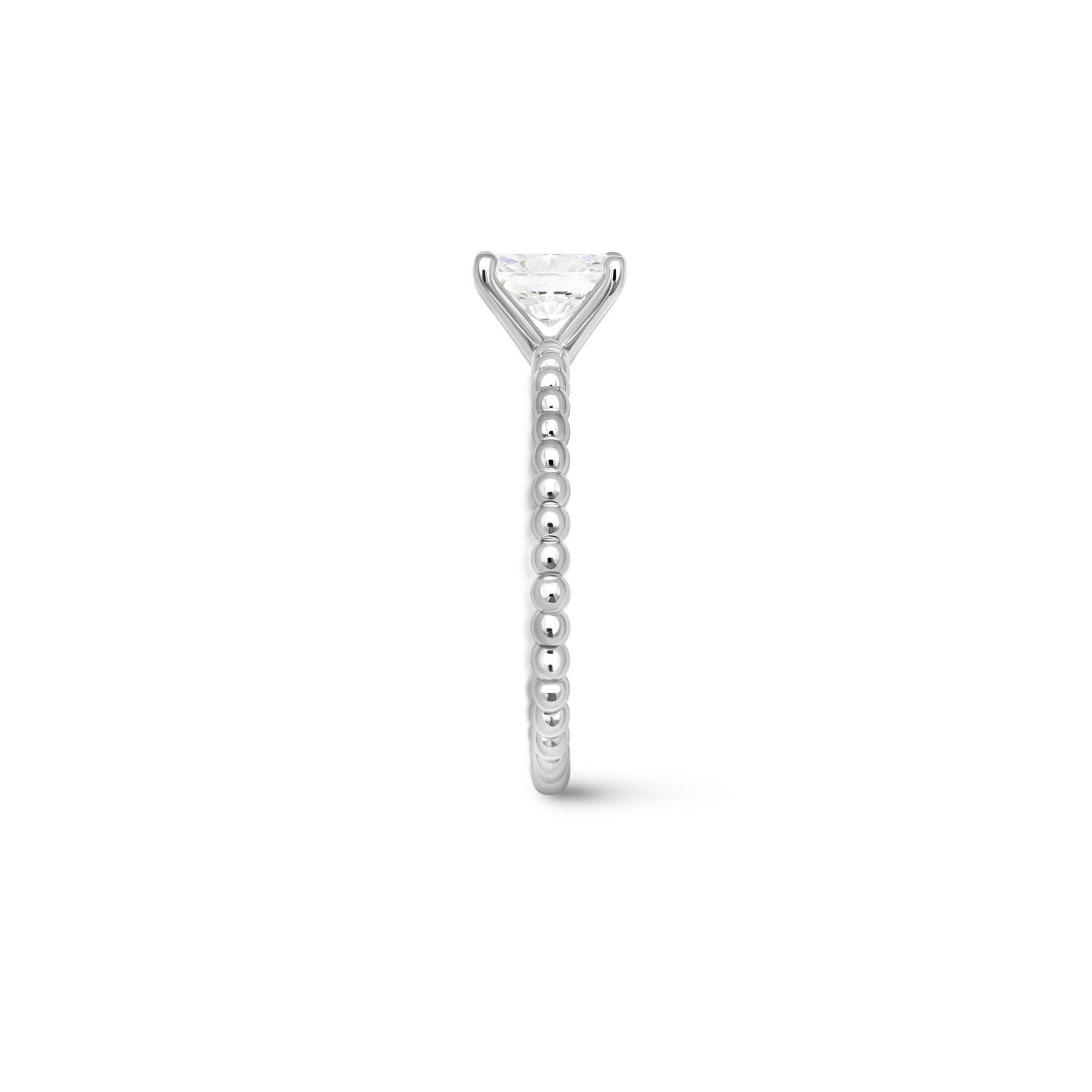 Stunning 0.5 CT Oval Moissanite Stone Engagement Ring In Solitaire Design 2
