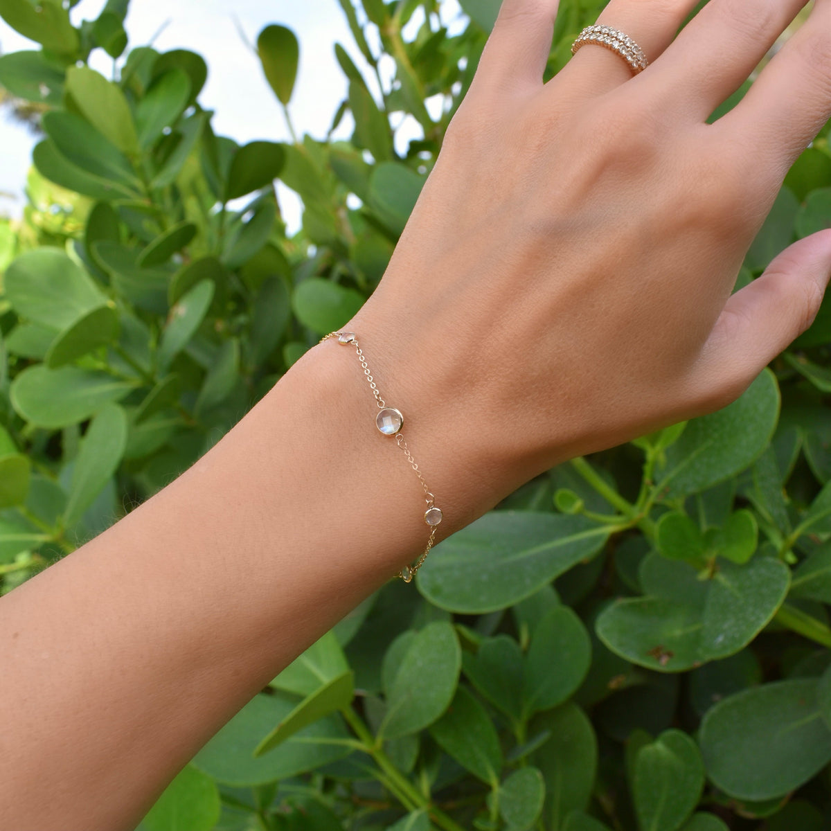 0.84 CT Round Emerald Lab Made Diamond-June Birthstone Dainty Bracelet 2