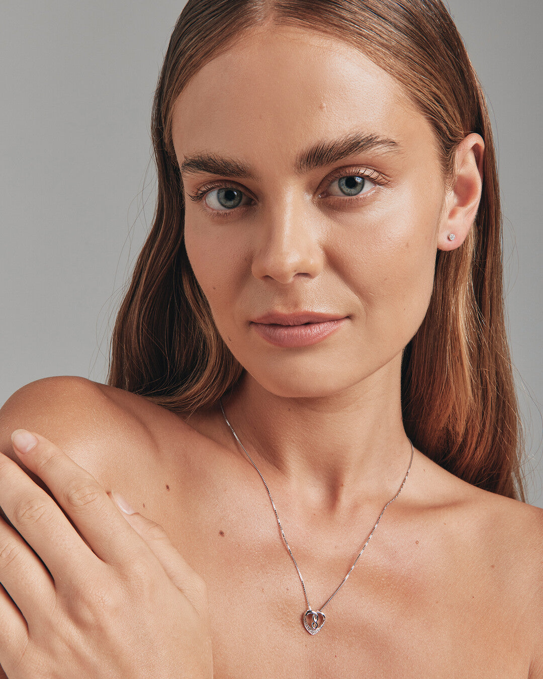 Round Cut Cubic Zirconia in 925 Sterling Silver Necklace 3