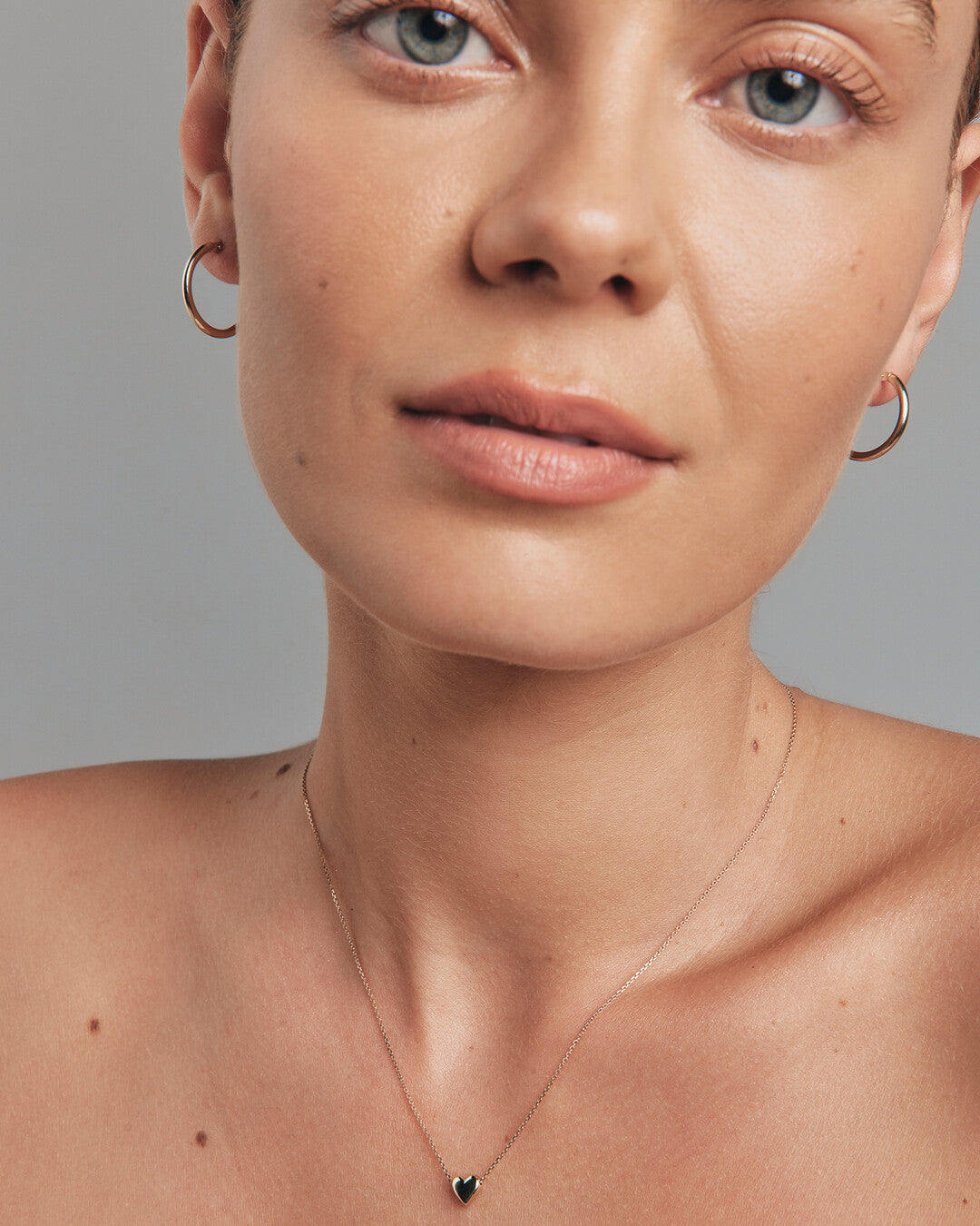 Round Cut Cubic Zirconia in 925 Sterling Silver Necklace 3