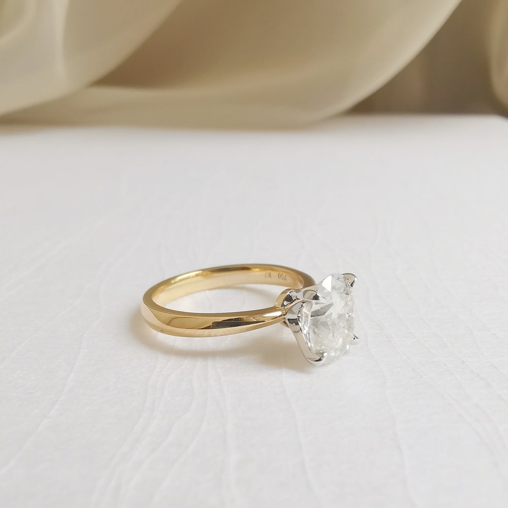 Oval Solitaire Lab Grown Diamond Engagement Ring