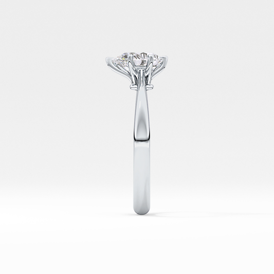 Pear Cut 0.93 Carat Moissanite Ring – Solitaire Setting in Gold 2