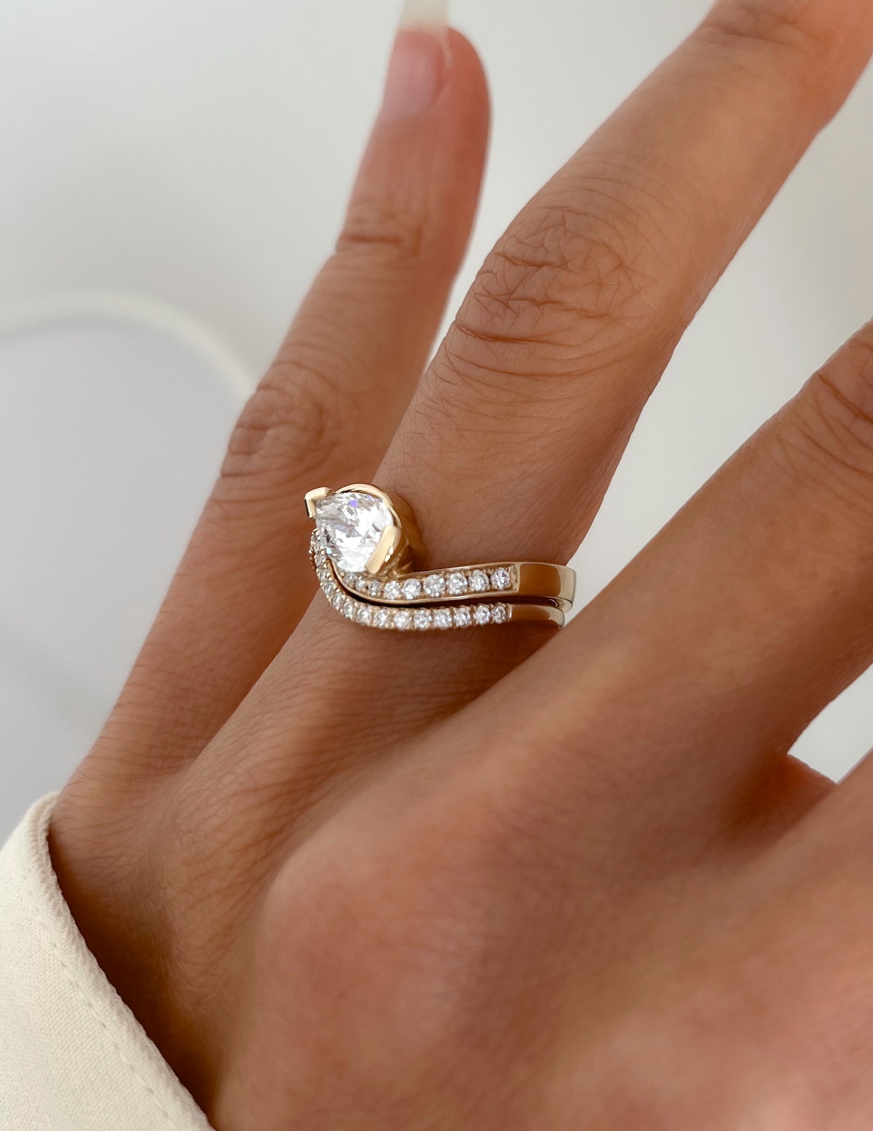 Oval Solitaire Lab Grown Diamond Engagement Ring