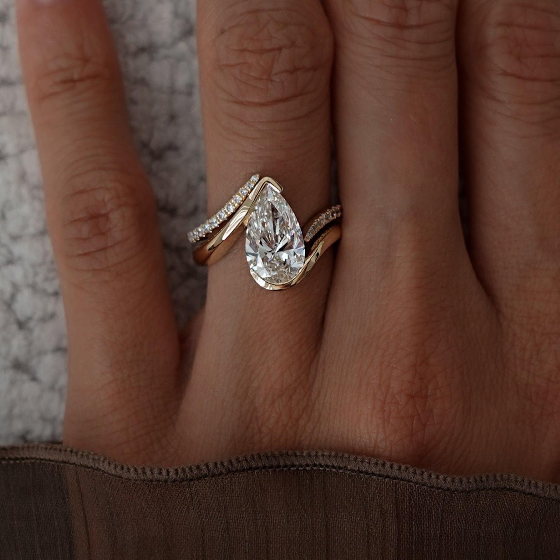 Oval Solitaire Lab Grown Diamond Engagement Ring