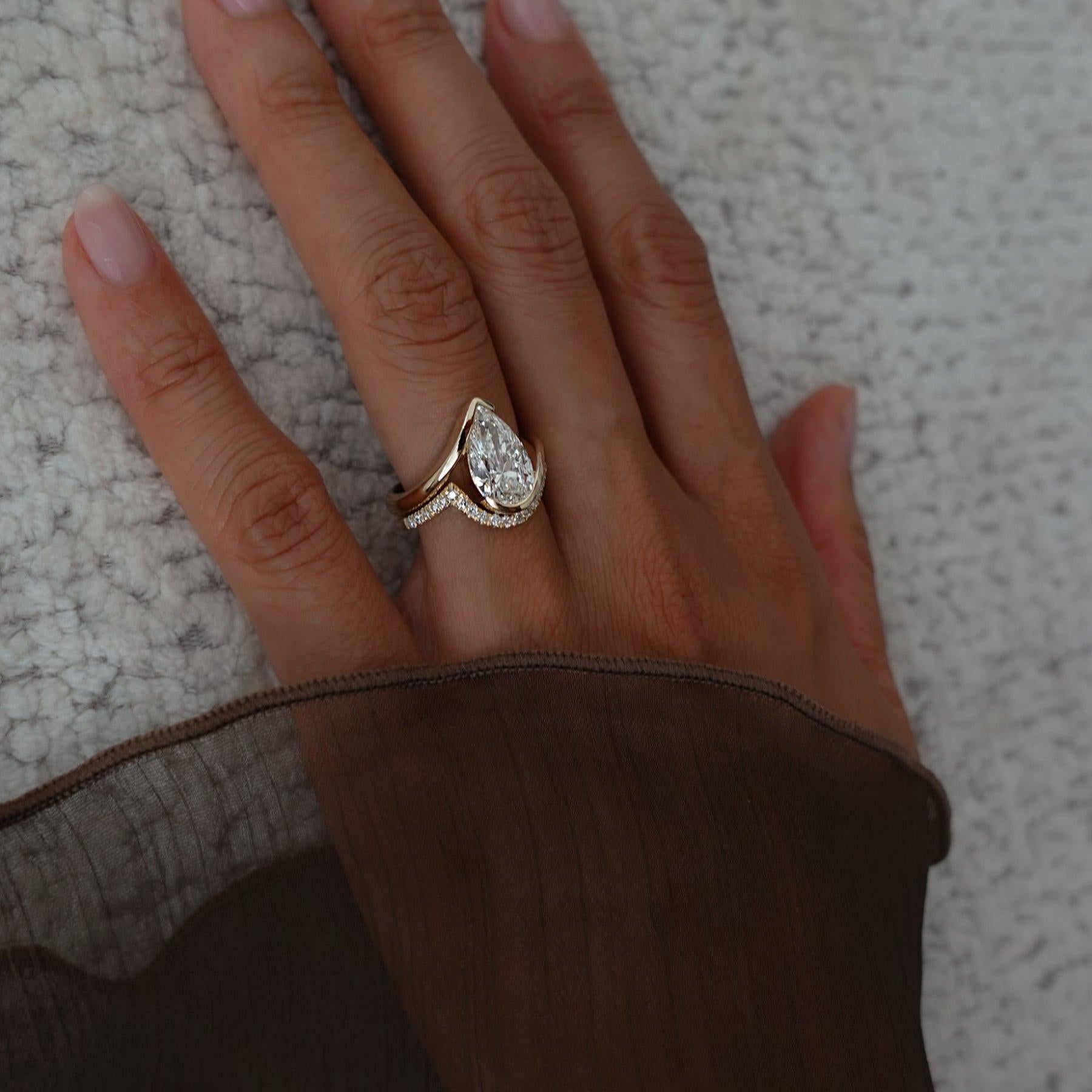 Oval Solitaire Lab Grown Diamond Engagement Ring