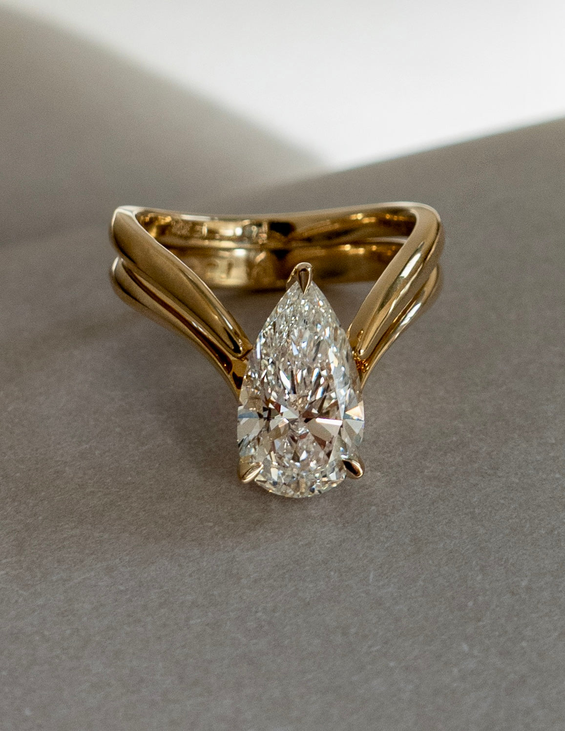 Oval Solitaire Lab Grown Diamond Engagement Ring