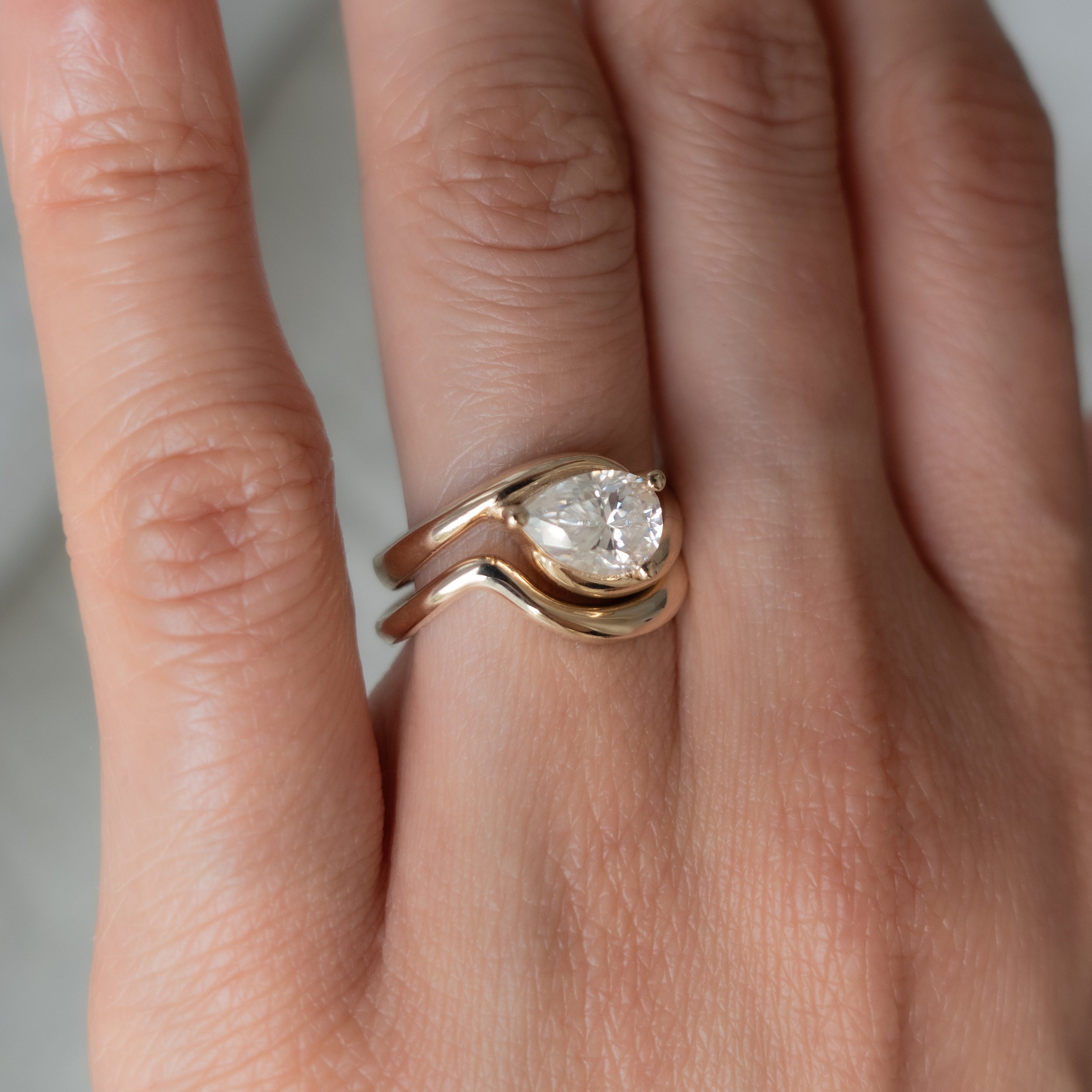 Oval Solitaire Lab Grown Diamond Engagement Ring