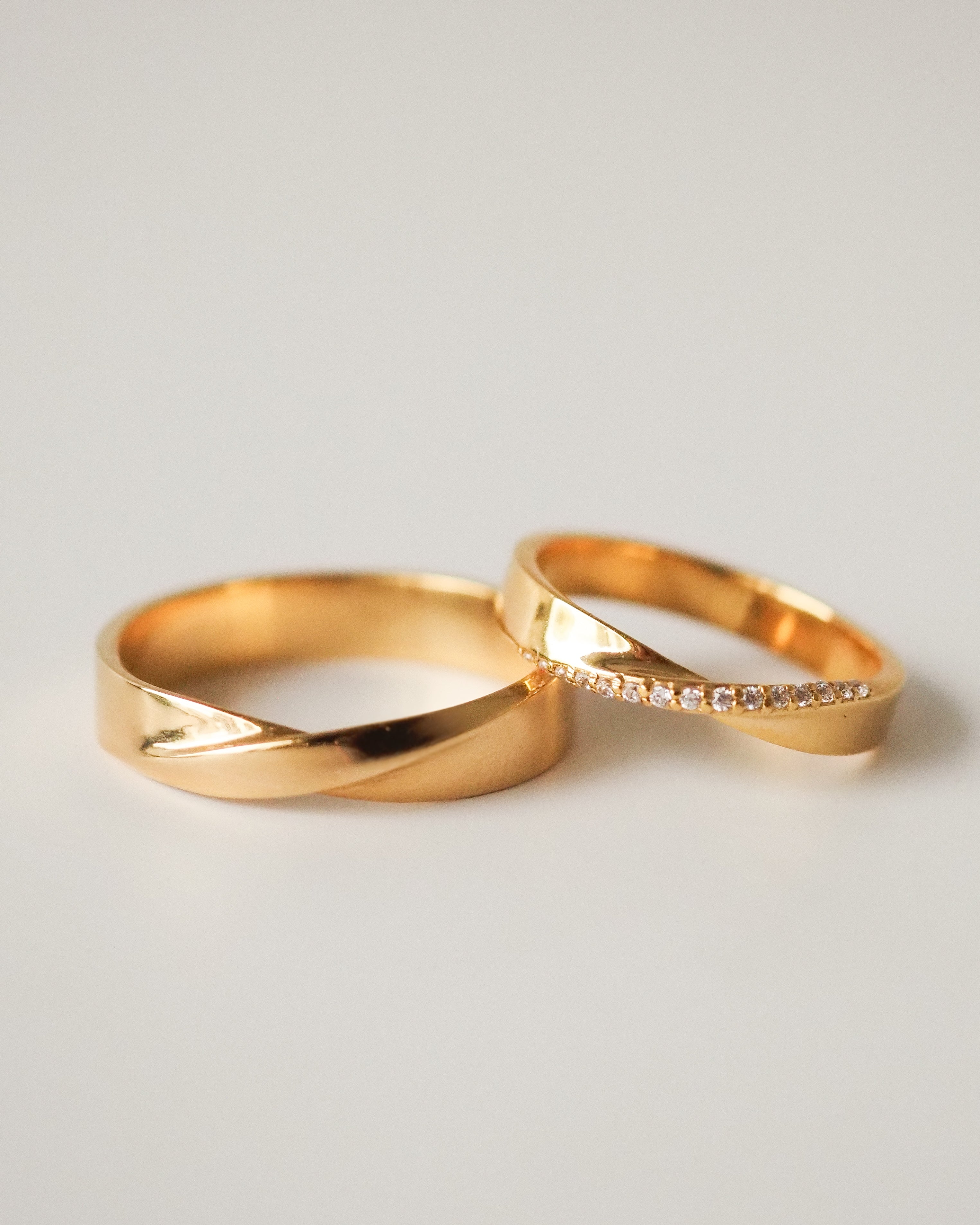 2 TCW Round Halo & Pave Lab Grown Diamond Mens Wedding Band