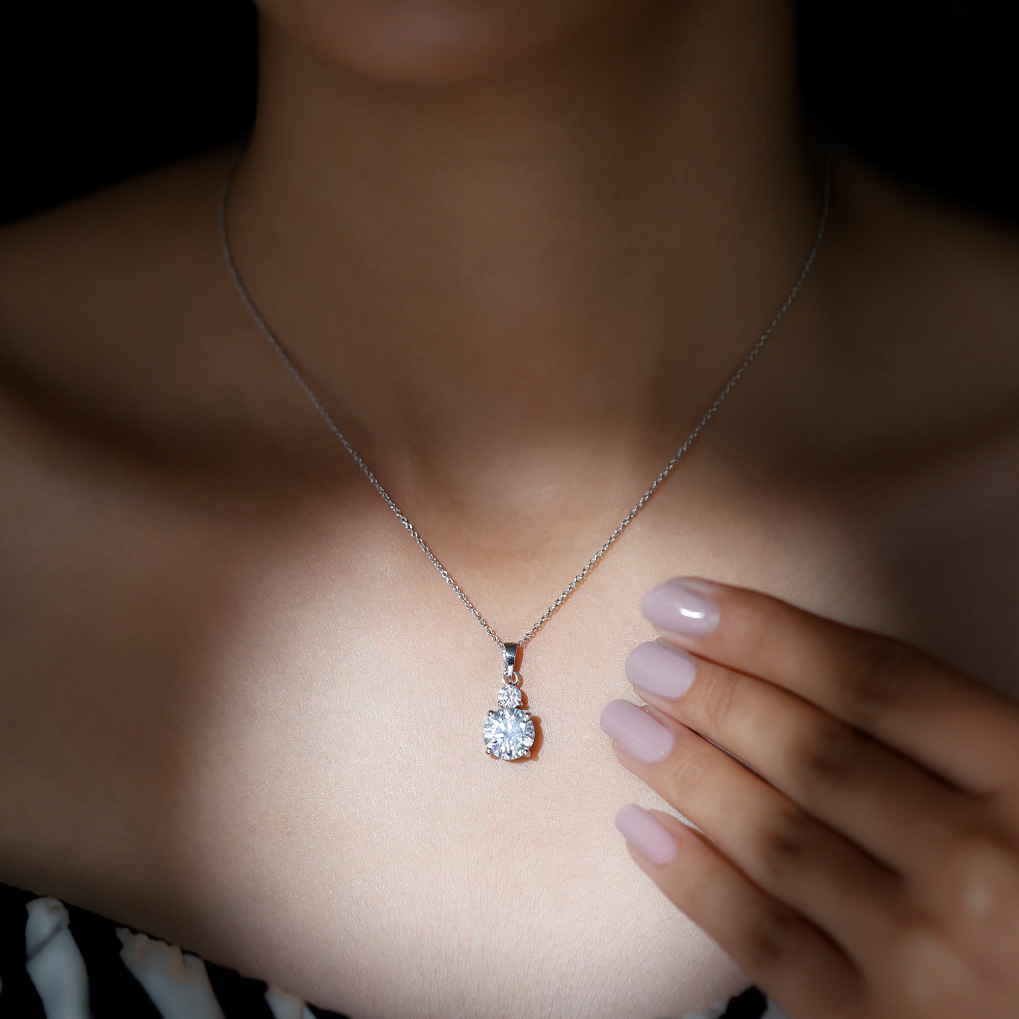 3.0 CT Round Cut Moissanite Necklace With Solitaire Minimal Style 4