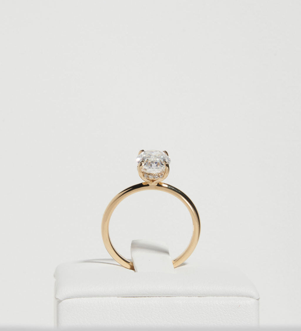 2.5 CT Oval Solitaire Lab Grown Diamond Engagement Ring