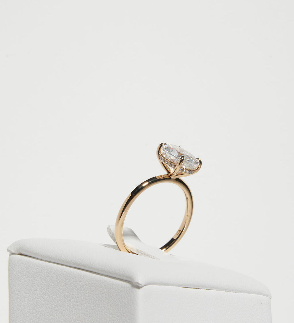 2.5 CT Oval Solitaire Lab Grown Diamond Engagement Ring