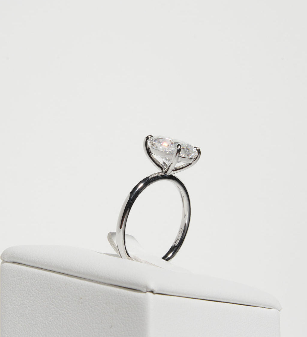 4 CT Oval Solitaire Lab Grown Diamond Engagement Ring