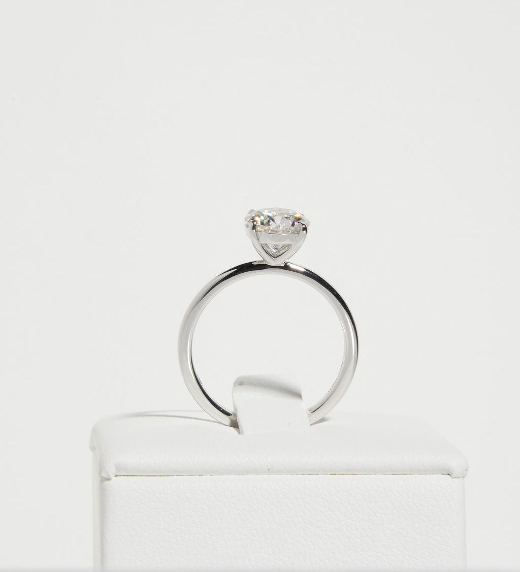 1.5 CT Round Solitaire Lab Grown Diamond Engagement Ring