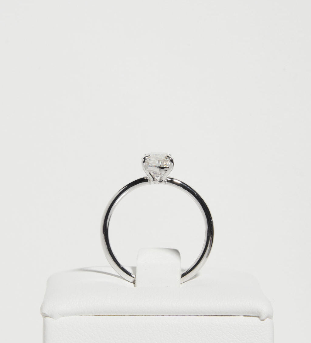 2 CT Marquise Solitaire Lab Grown Diamond Engagement Ring