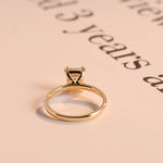 Stunning 1.0 - 2.0 CT Emerald Moissanite Engagement Ring with Solitaire Design 9